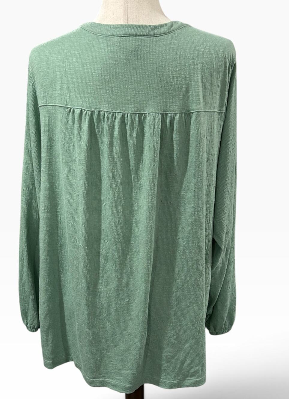 CJ Banks Mint Green Split Neck Peasant Blouse Plus Size 2X EUC